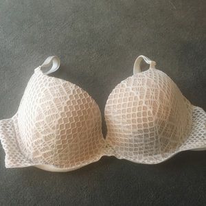 Victoria Secret Very Sexy bra 32DD